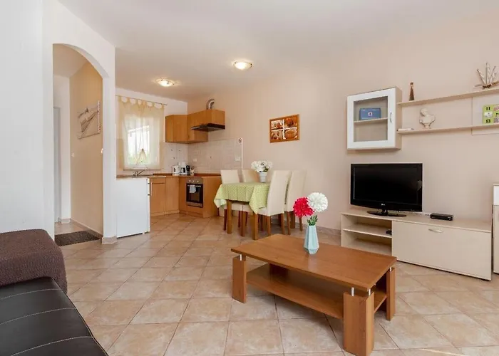 Dora Comfortable Holiday home *