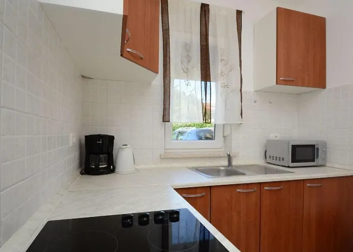 Dora Comfortable Holiday home *