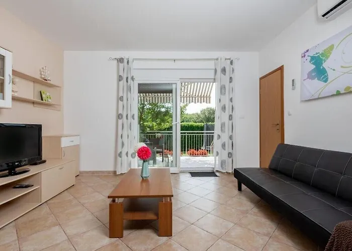 Dora Comfortable * Labin (Istria)