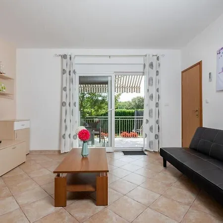 Dora Comfortable * Labin (Istria)